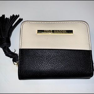 Steve Madden Wallet